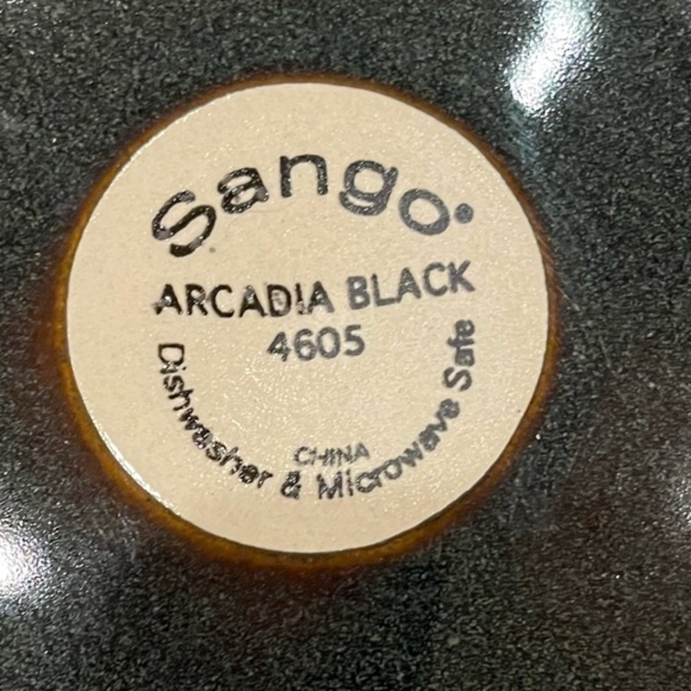 Sango Arcadia Black Cream and Pink Dinner Plates with Tan Edge Set of Two - Picture 9 of 9